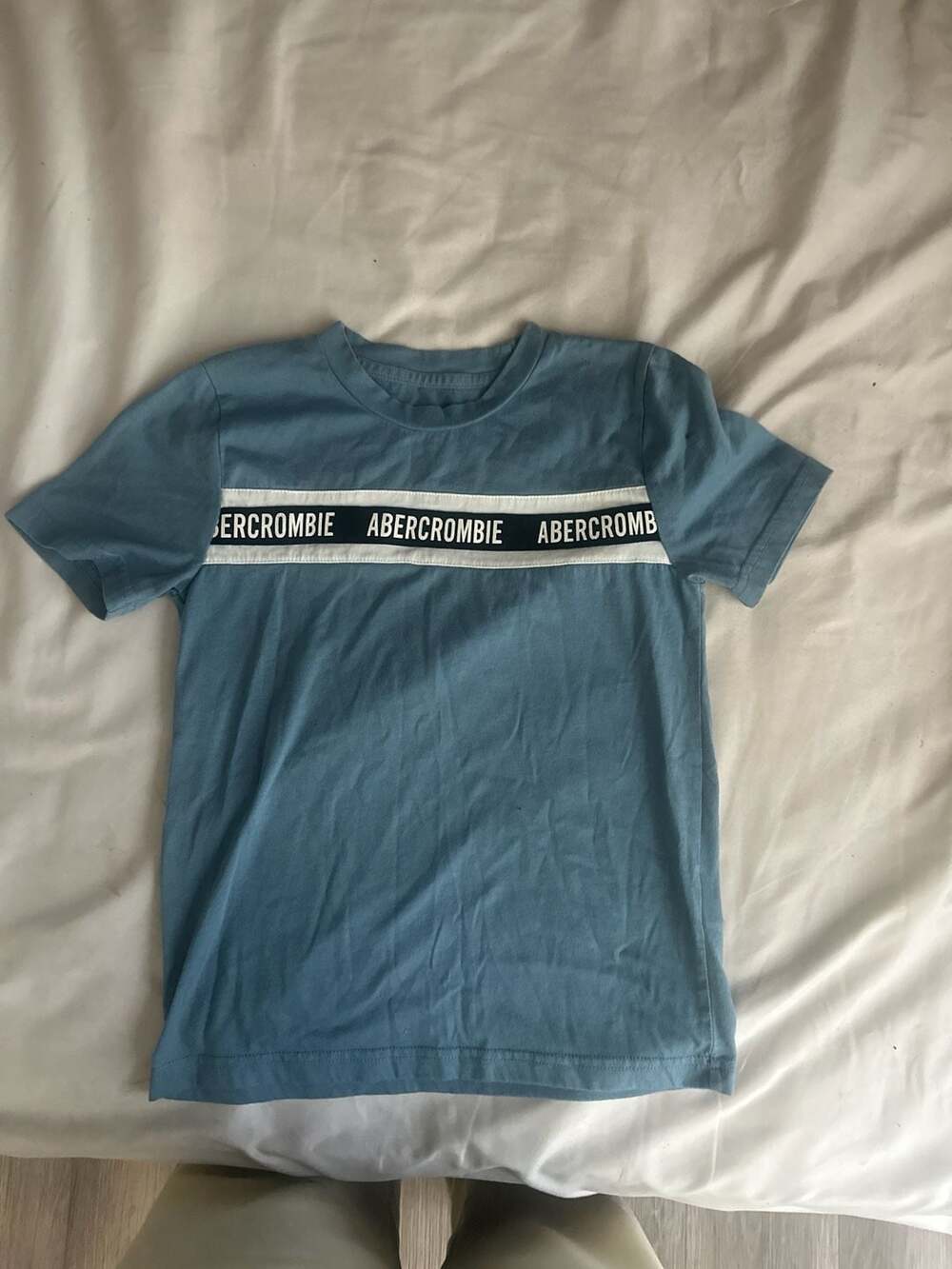 Abercrombie Kids Blue Logo Stripe Graphic T-Shirt Size 7/8